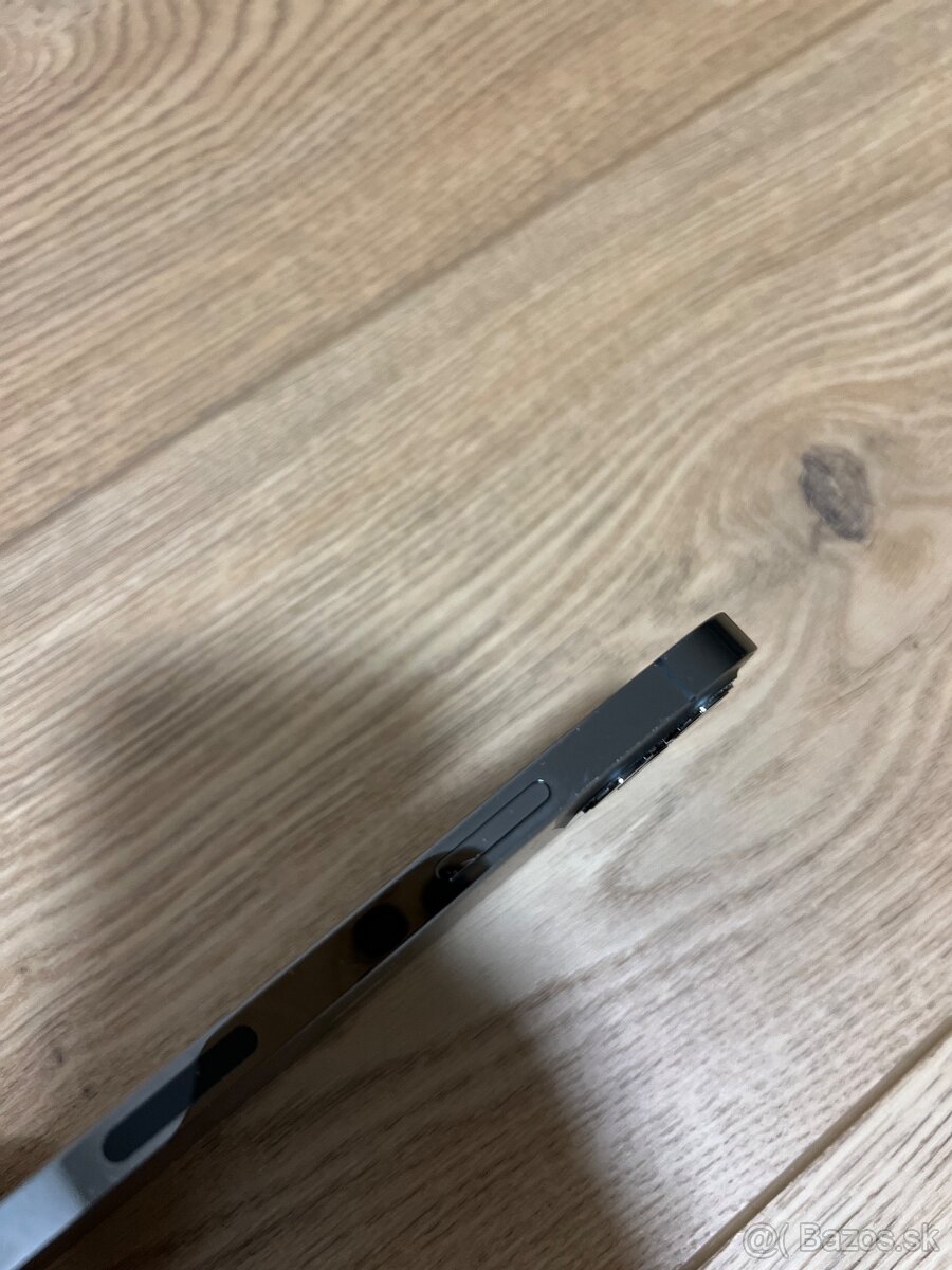 iPhone 12 Pro 128GB Graphite - 4