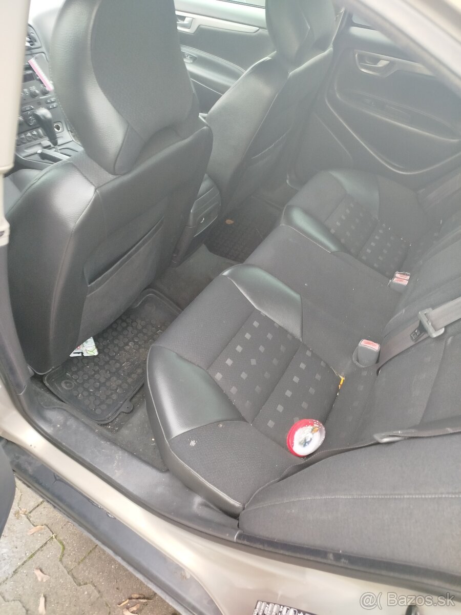 Volvo S60 - 4