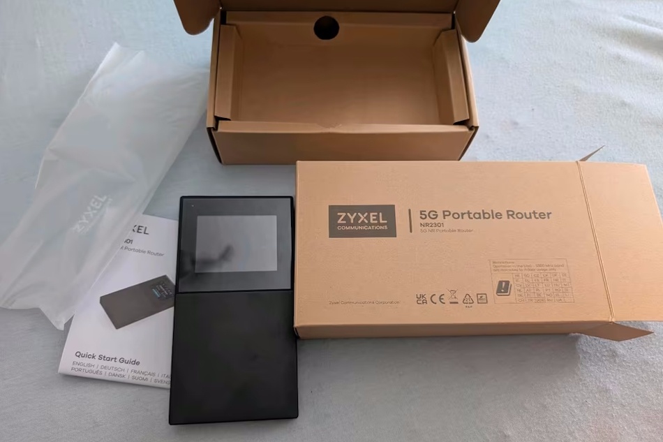 Vreckový 5G mobilný Wi-Fi hotspot Zyxel NR2301 na dovolenku - 4