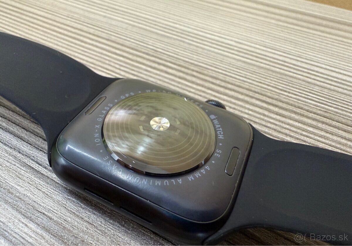 Predám Apple Watch SE, 44 mm gps LTE .cellular..e.sim - 4