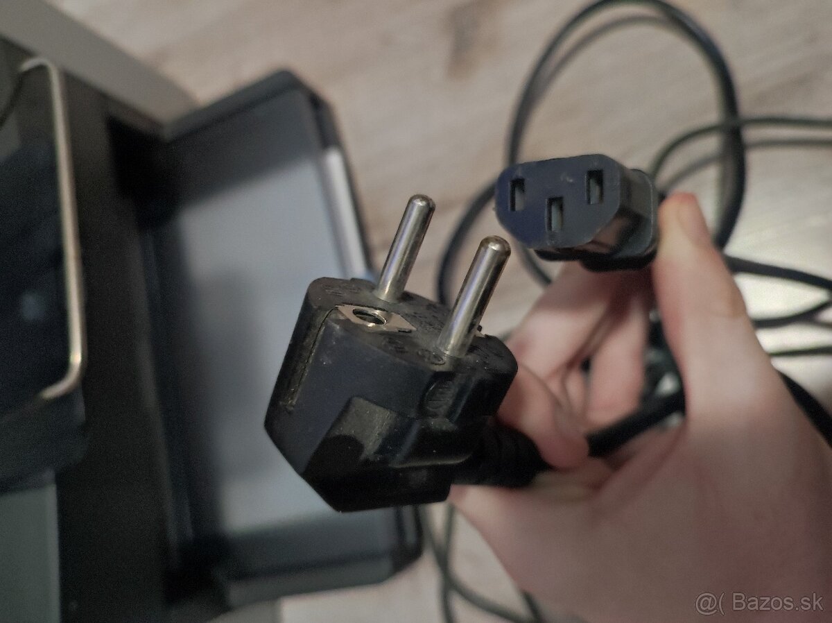 Predám tlačiareň HP LaserJet 3015 - 4