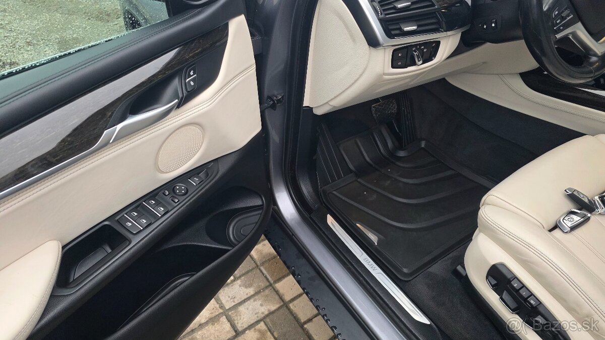 BMW x5 4.0dA r. 2017 TOP stav - 4
