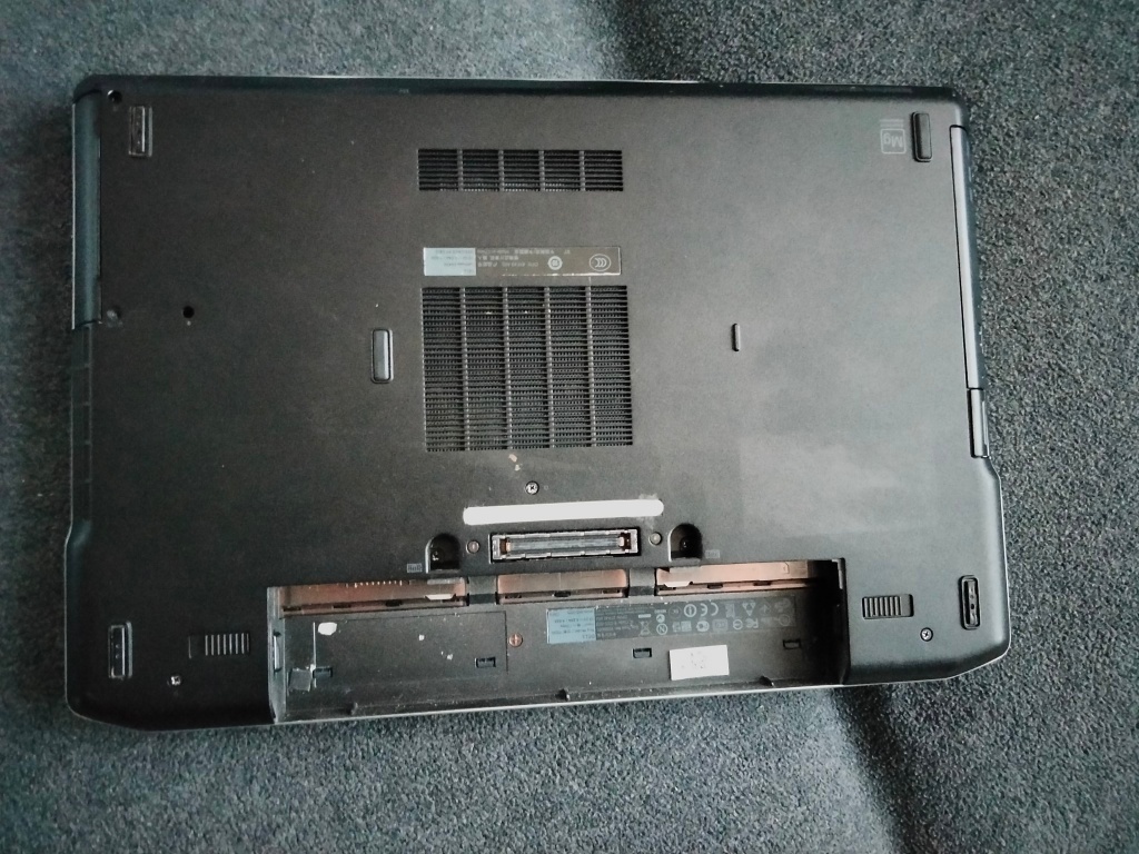 predám základnú dosku z notebooku Dell latitude e6430 - 4