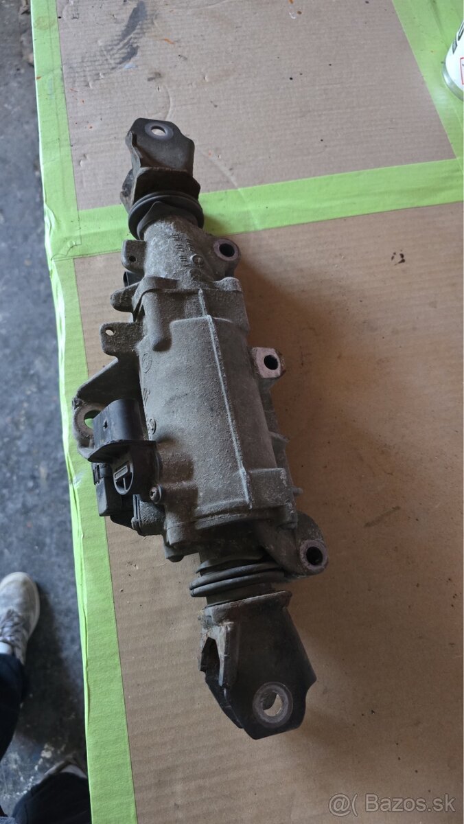 Systém riadenia zadnej nápravy BMW - 4