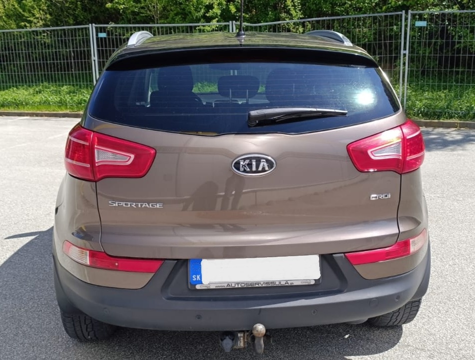 Kia Sportage 1,7 CRDi 85 KW, kúpené v SR, naj len 57000km - 4