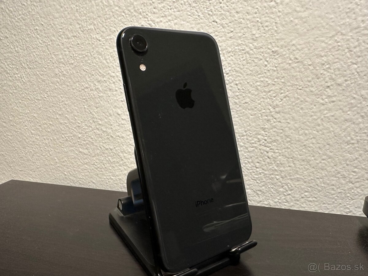 iPhone XR 128Gb black - 4
