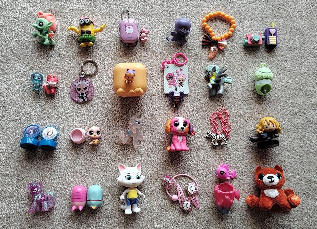 Adventný kalendár - drobné hračky - 4