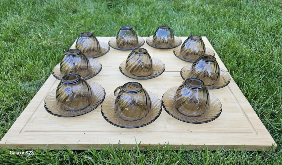 Vintage šálky s podšálkami Arcoroc France (10+10=10 párov) - 4