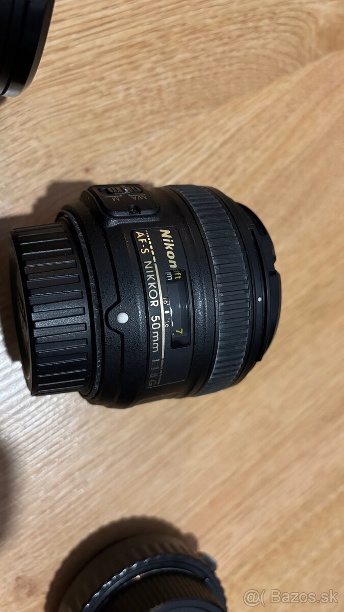 Predám zrkadlovku nikon D90 + príslušenstvo - 4