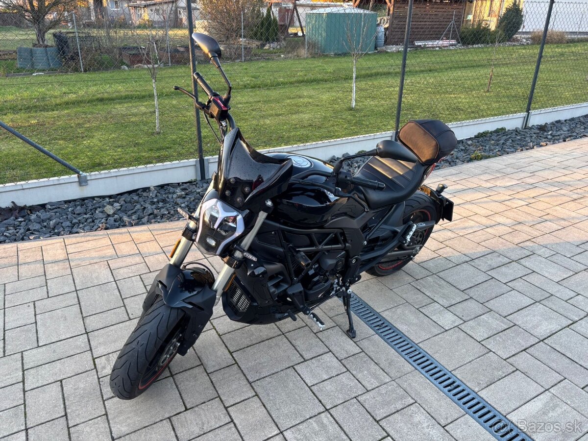 Benelli 502c rok 2024 - 4