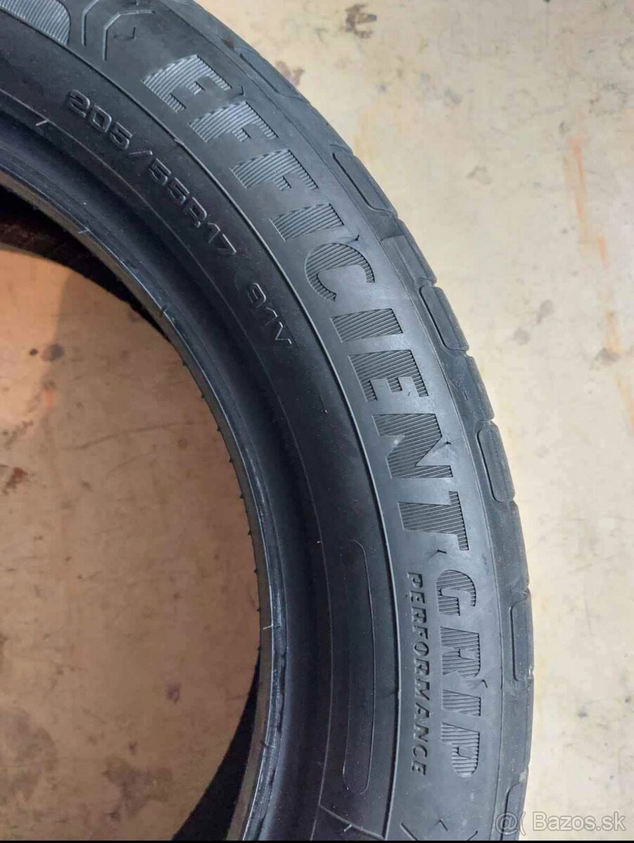 Goodyear EfficientGrip Performance - 4
