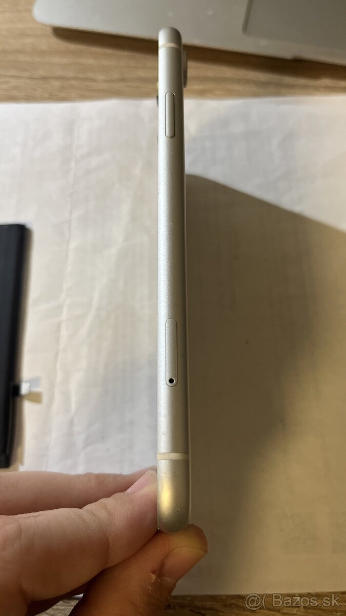 iPhone Xr na diely - 4