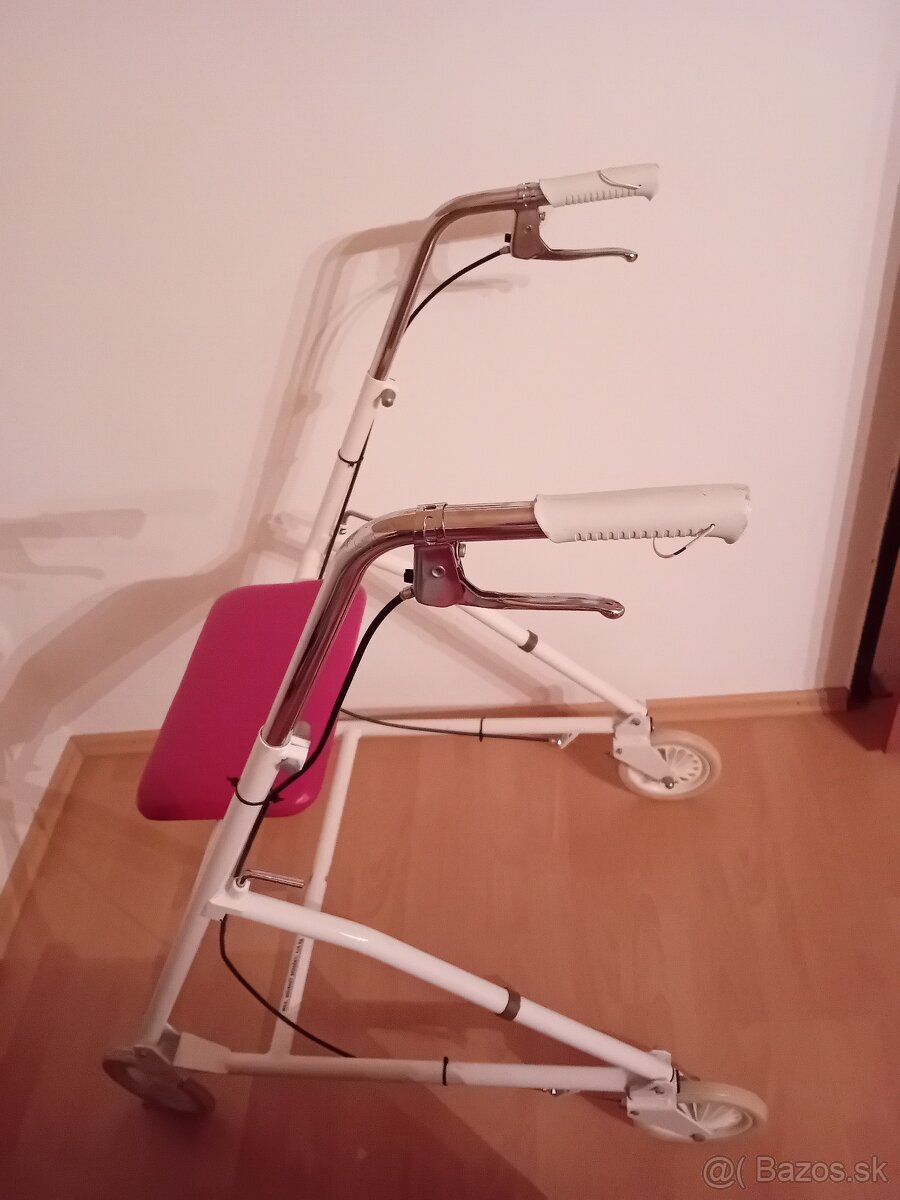 Chodítko pre seniorov - 4