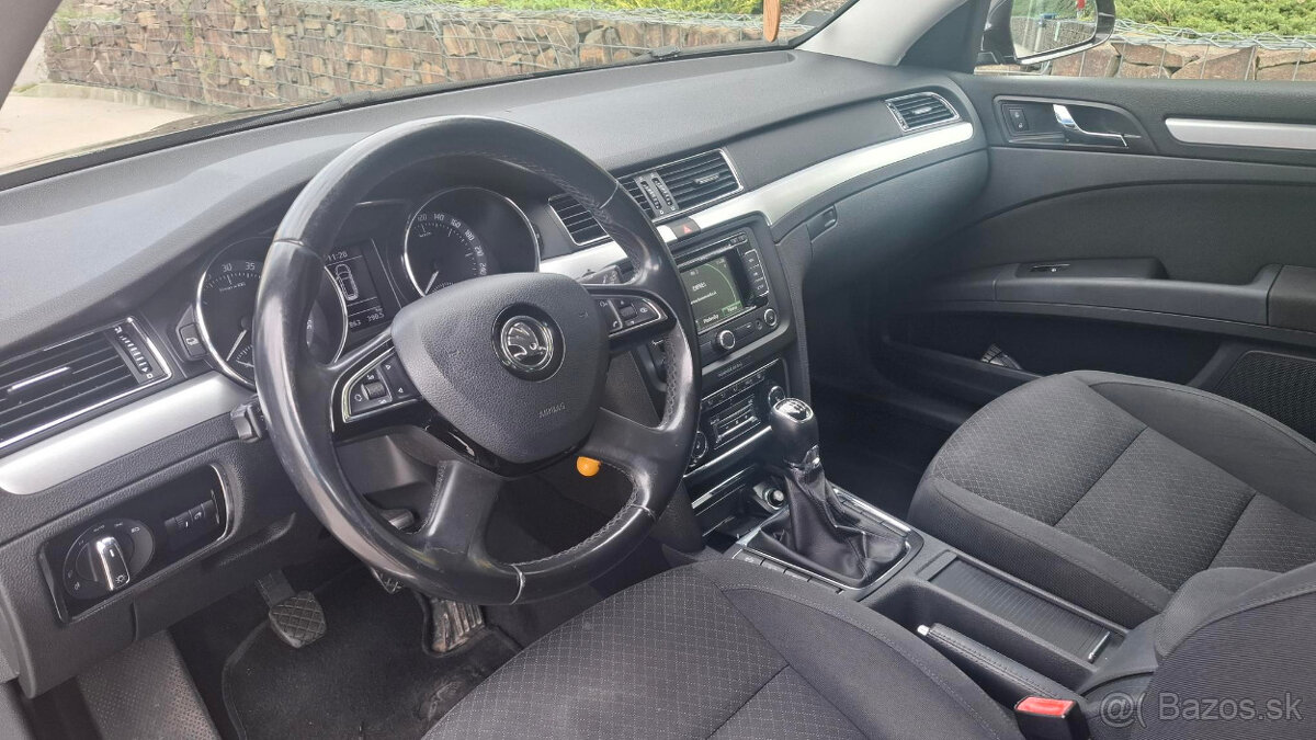 Škoda Superb Combi 1.6 TDI Greenline - 4