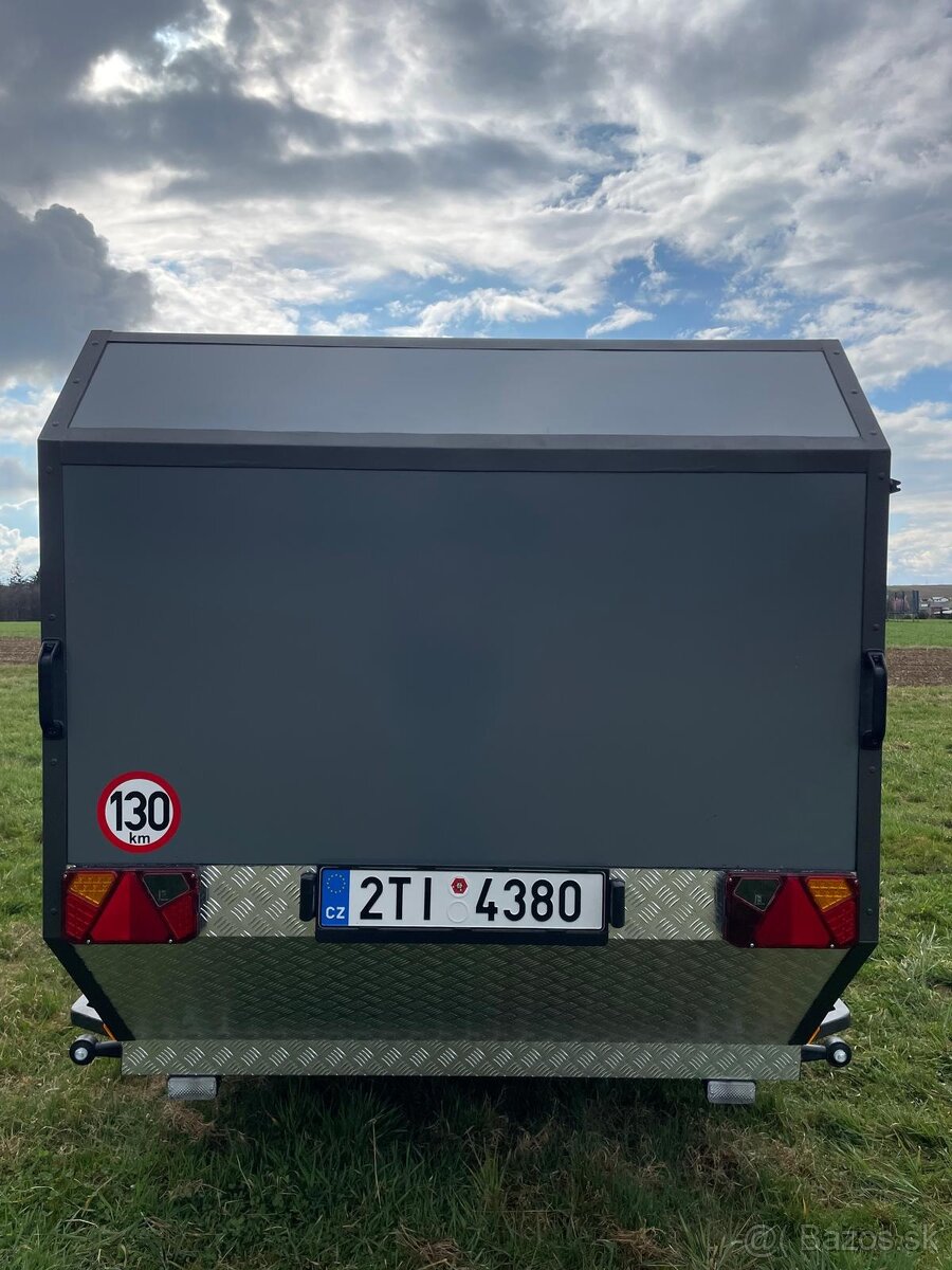 Karavan,minikaravan na prodej, skvelý stav. rv 2025 - 4