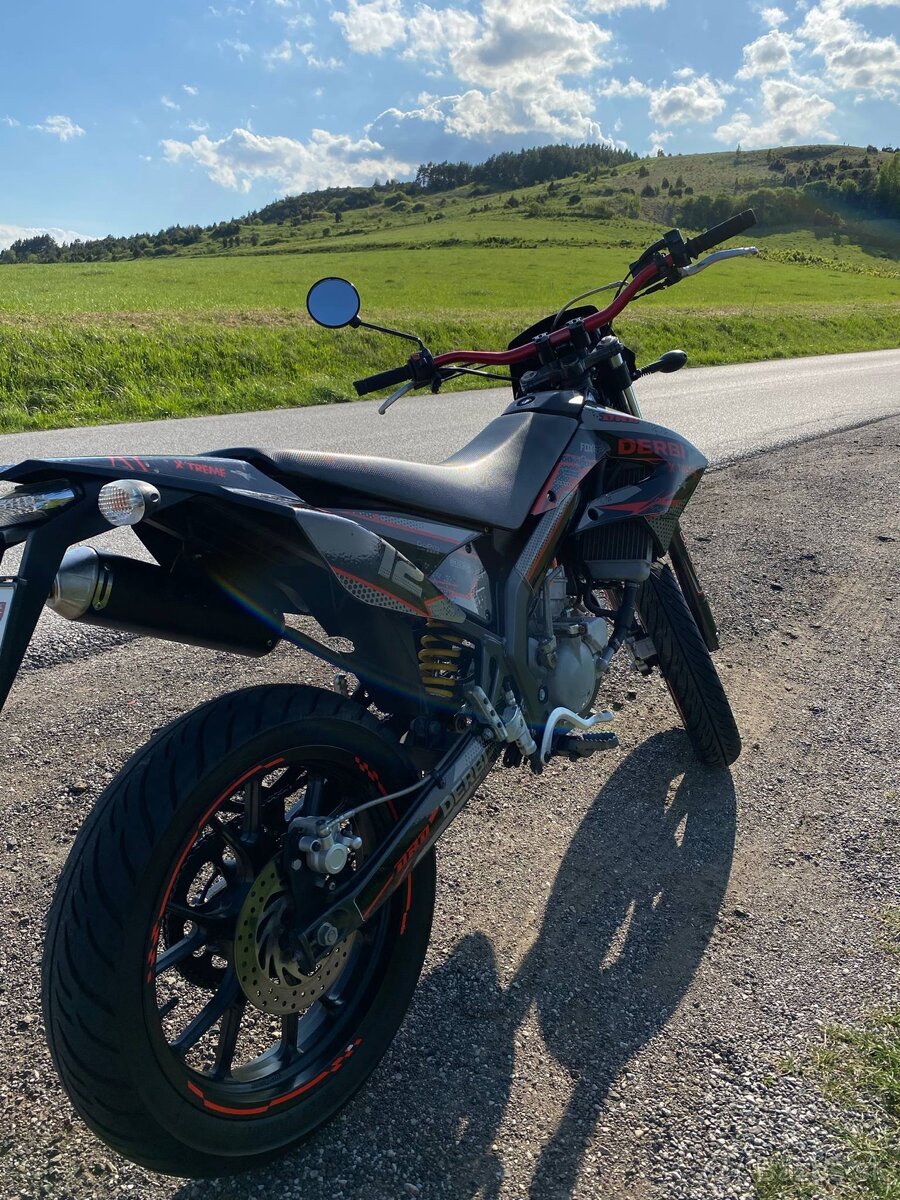Derbi senda