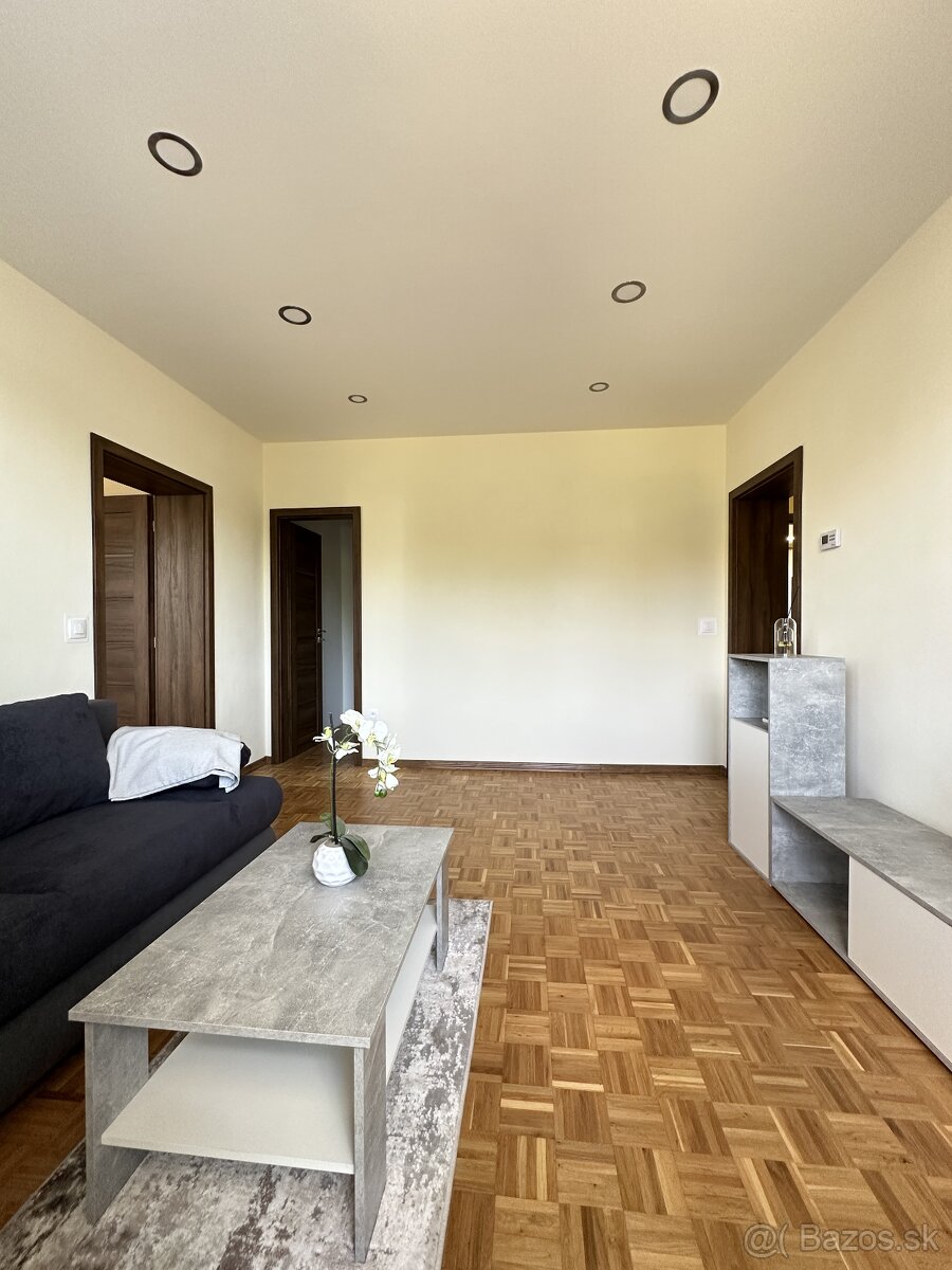 Krásny 4 izbový byt v tichej lokalite mesta Nitra - 4