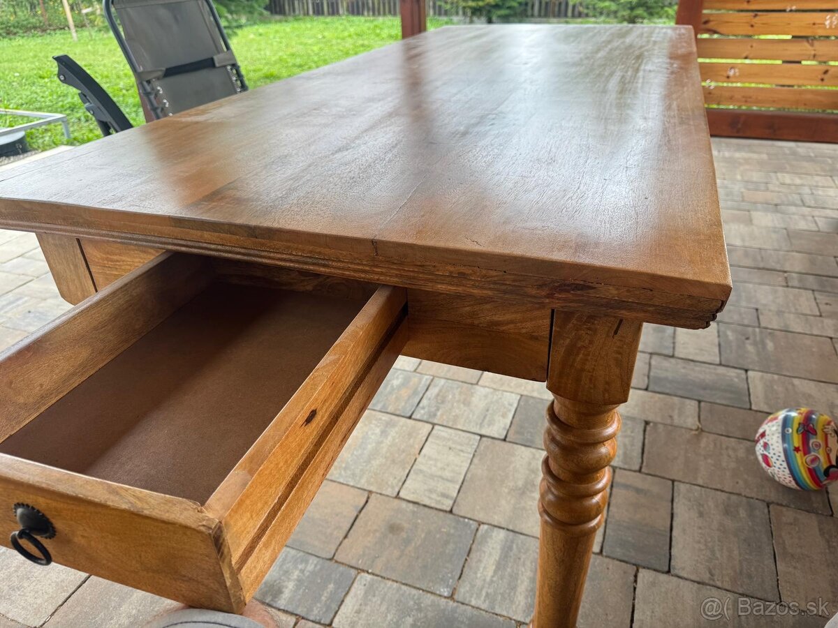 Masívny stôl - 4
