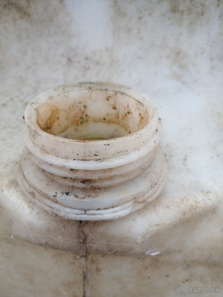 Predam IBC NÁDRŽE 1000L - 4