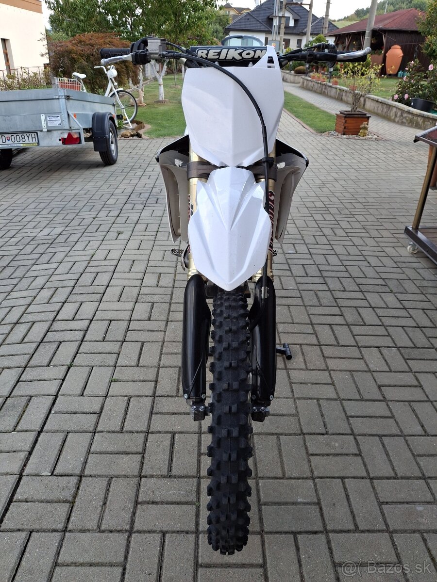 Predám Yamaha YZF 250 - 4