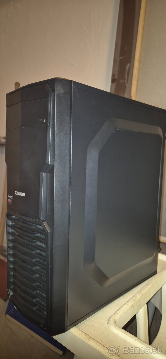 Skrinka k pc zalman - 4