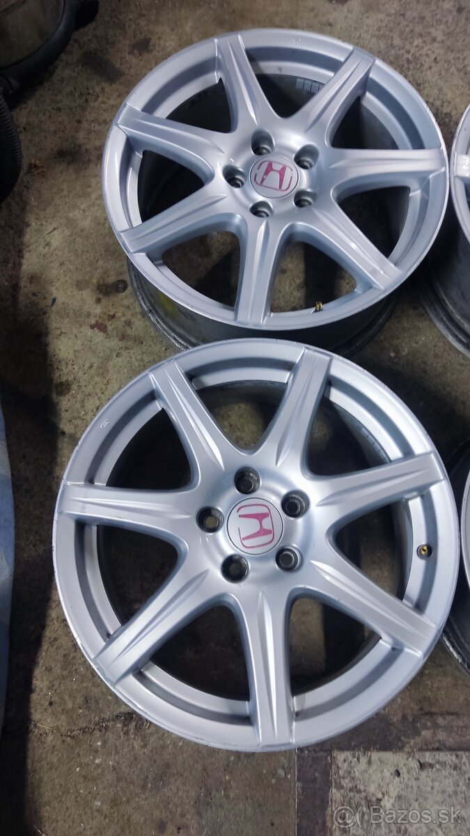 Predam disky R18 Civic type R FN2 8gen - 4