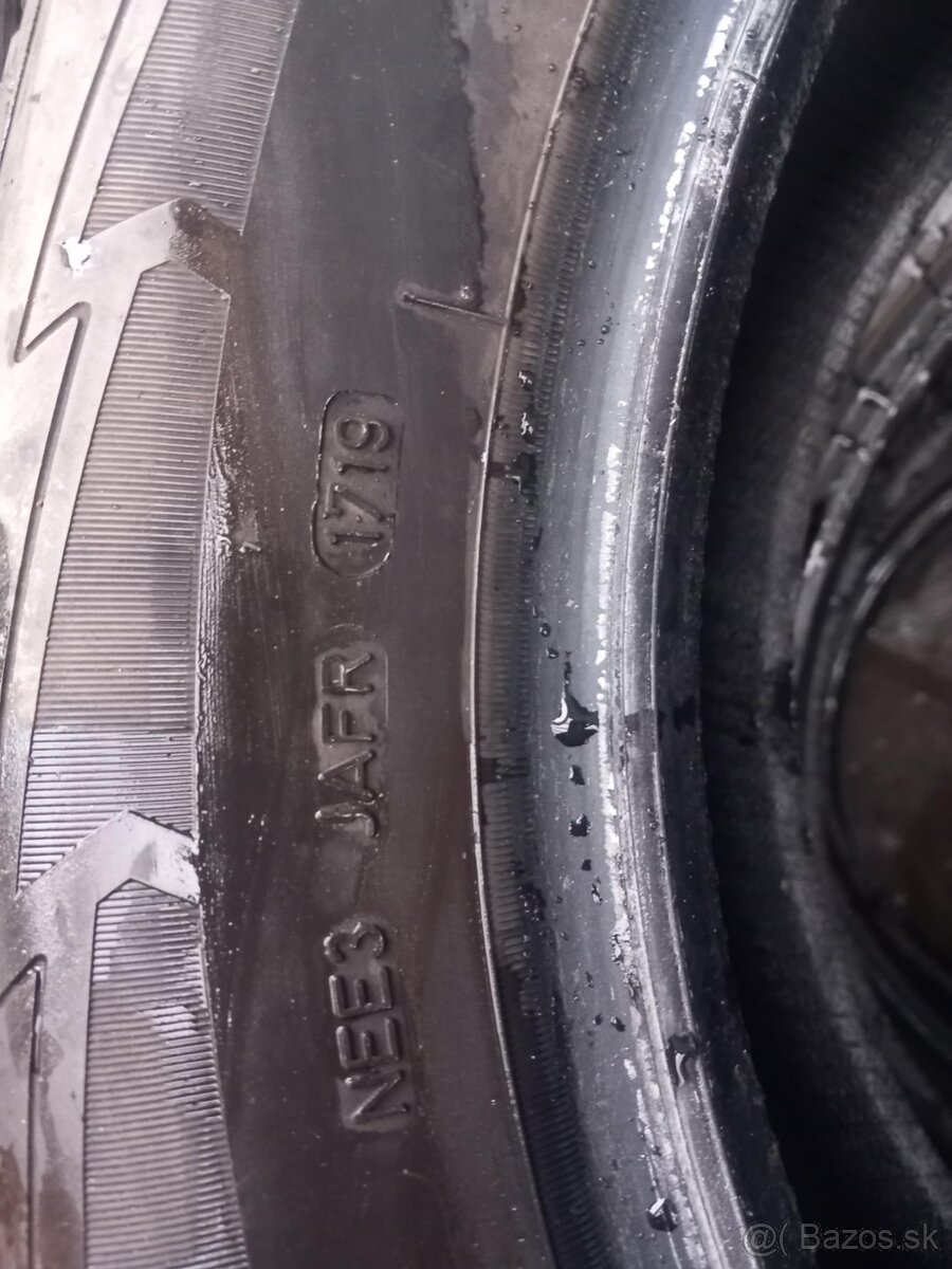 Pneumatiky zimné - Goodyear 215/65/R17 - 4