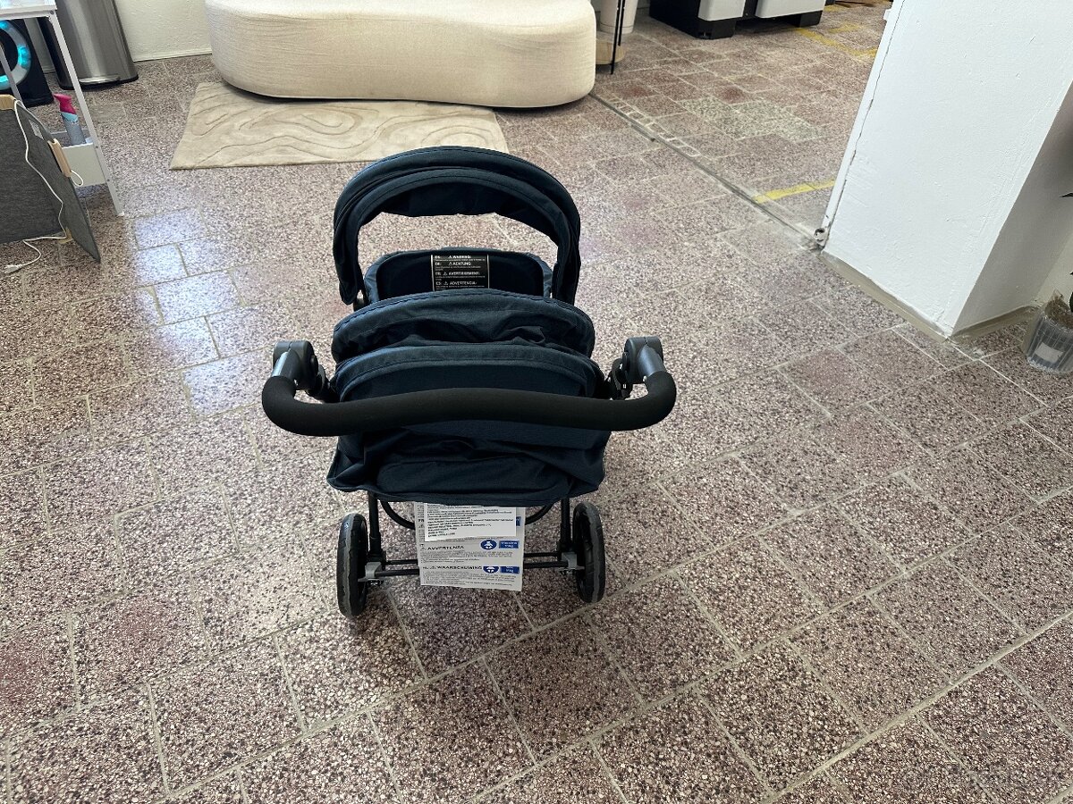 Kočík pre dvojičky - 4