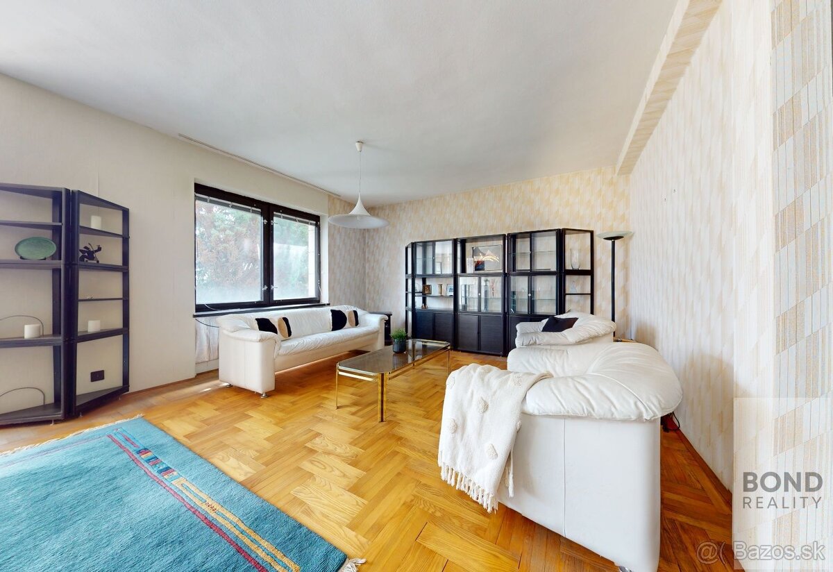 Jedinečná investičná príležitosť na Hradnom kopci. Luxusný r - 4