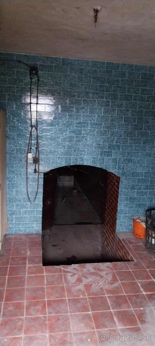 PREDAJ _podzemná pivnica, obec Banka (pri Piešťanoch) - 4