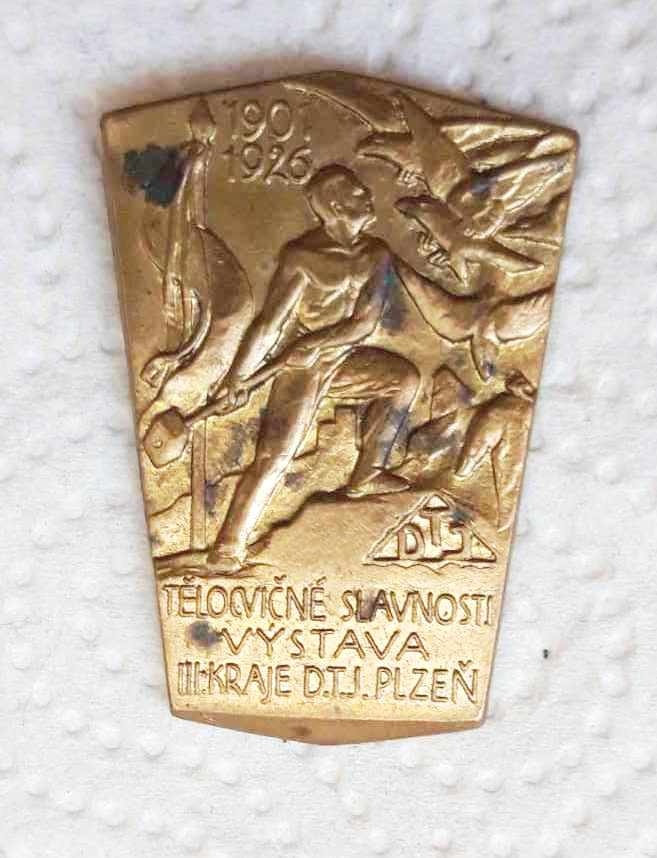 Rozne stare odznaky na predaj... - 4