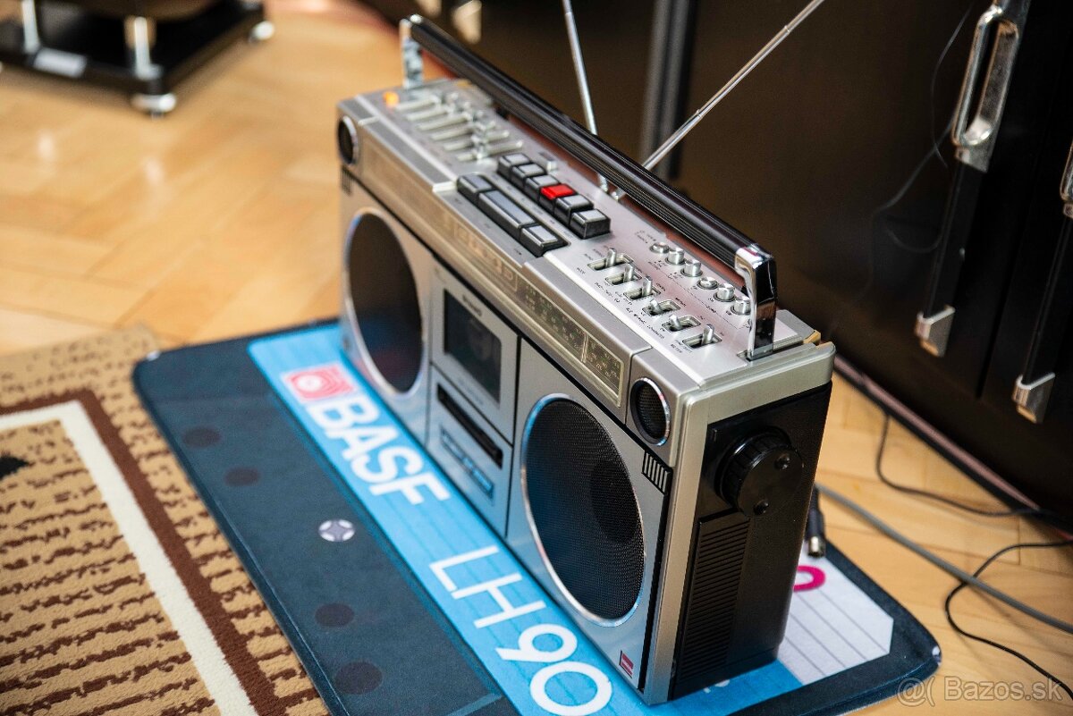 SHARP GF 9090 - Made In Japan (1978) - 4