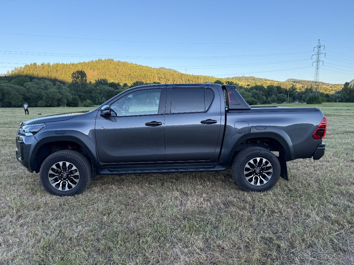 Toyota Hilux 2.8 D Double Cab 6AT GR Sport