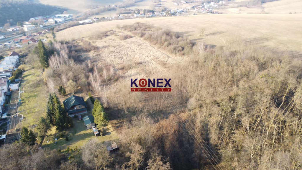 Rozľahlý pozemok (4846 m²) v intraviláne VRANOVA N/TOPĽOU - 4