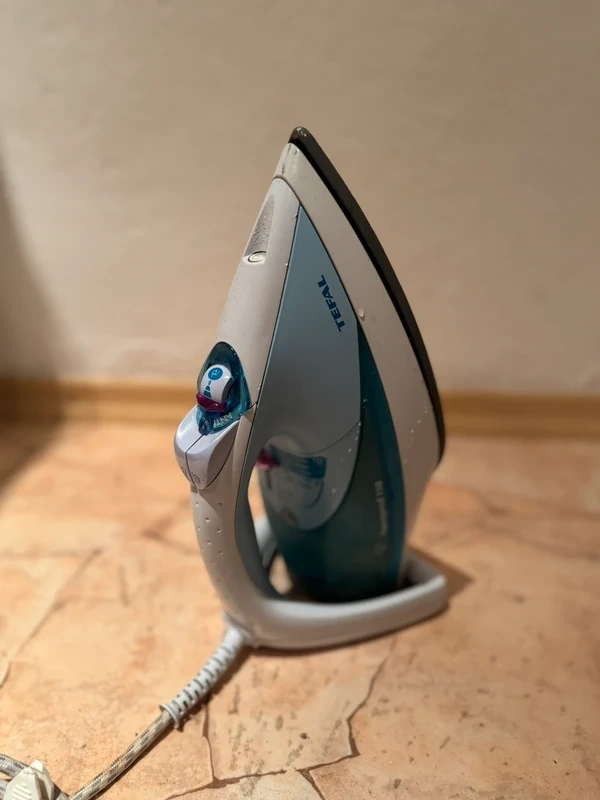 naparovacia žehlička Tefal Aquaspeed 110 - 4