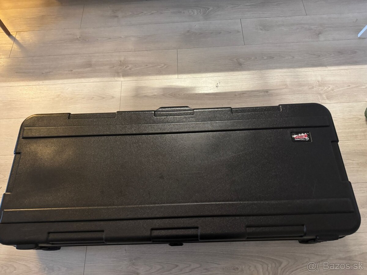 Predám MIDI kontroler Native Instruments Komplete Kontrol S6 - 4