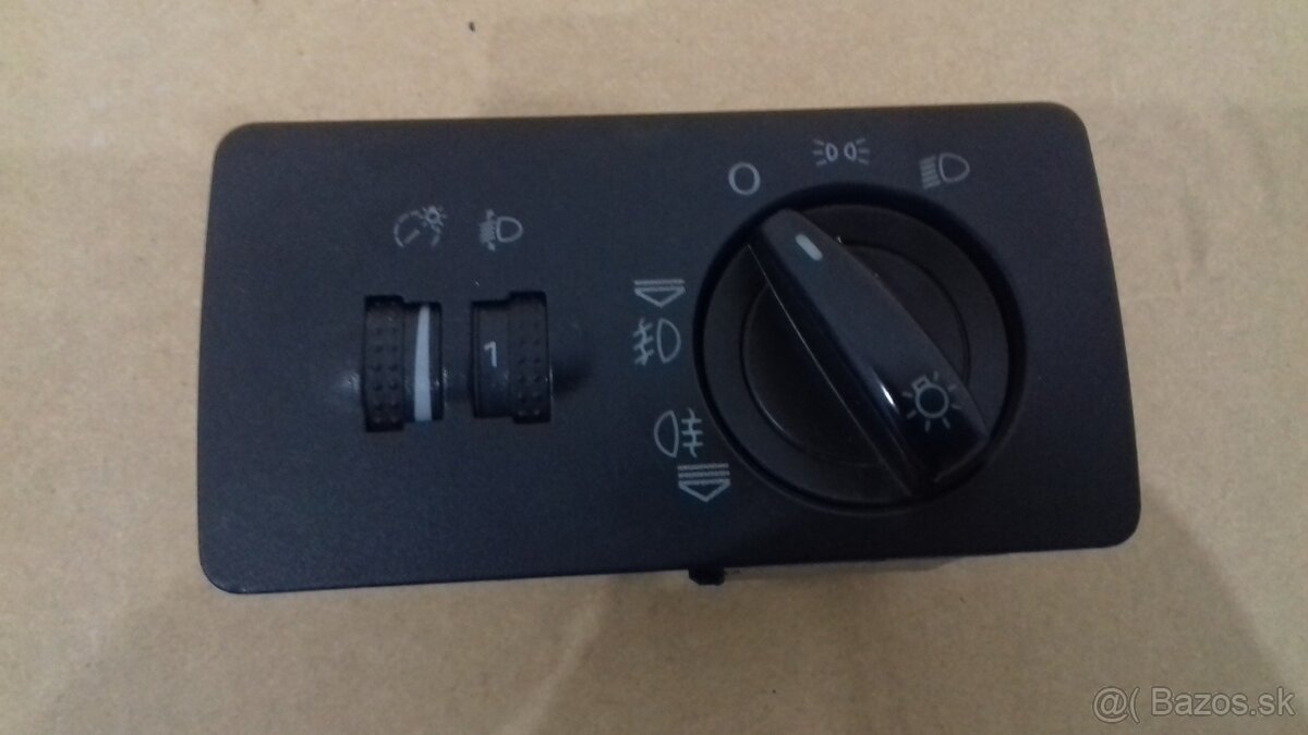 predam vypinace svetiel na fabia 1 a ine ND - 4