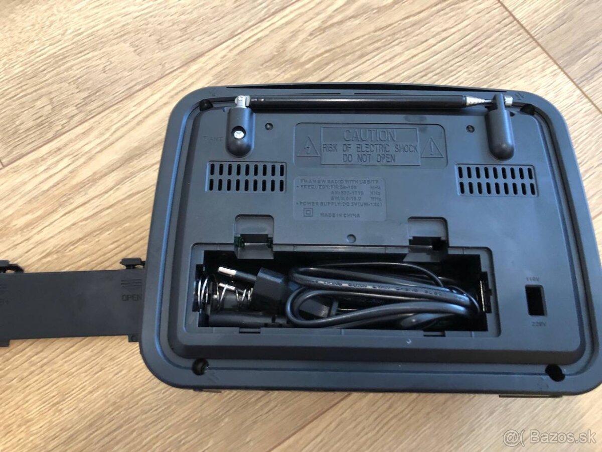 radio ladicka puzdro reproduktor - 4