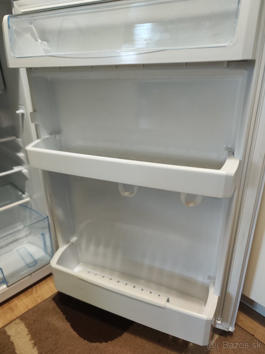 Beko chladnicka s mraznickou - 4