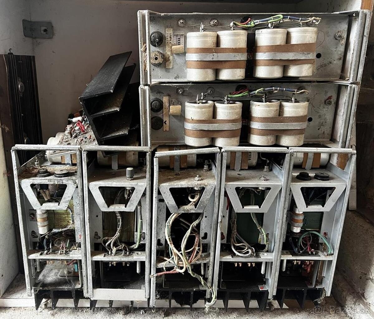 ADJ-637 koncový stupeň Tesla - 4