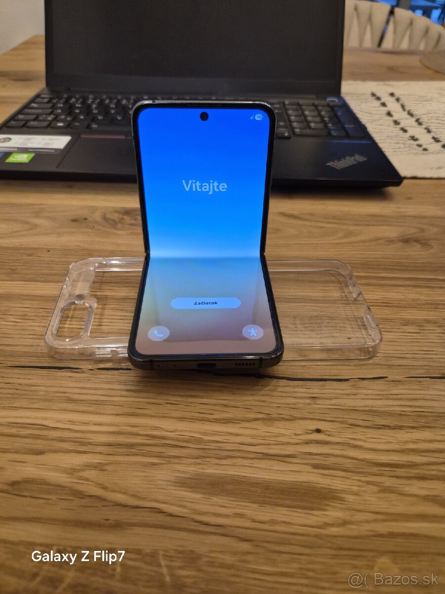 Samsung Galaxy Z Flip 5 - 4