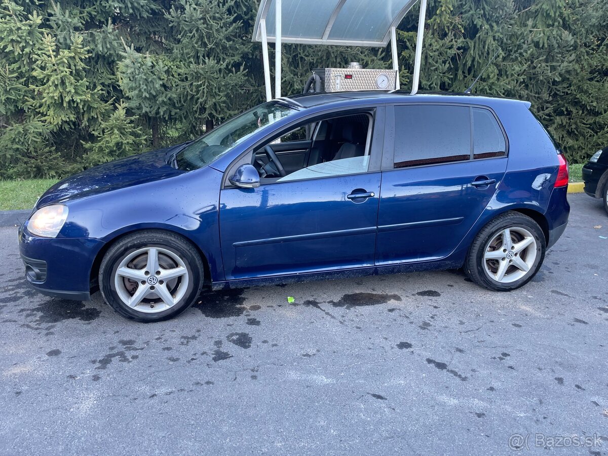 Volkswagen Golf 5 GT - 4
