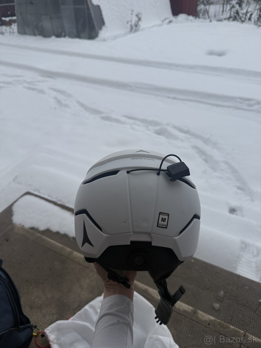 Dánska lyžiarska helma Atomic M - 4