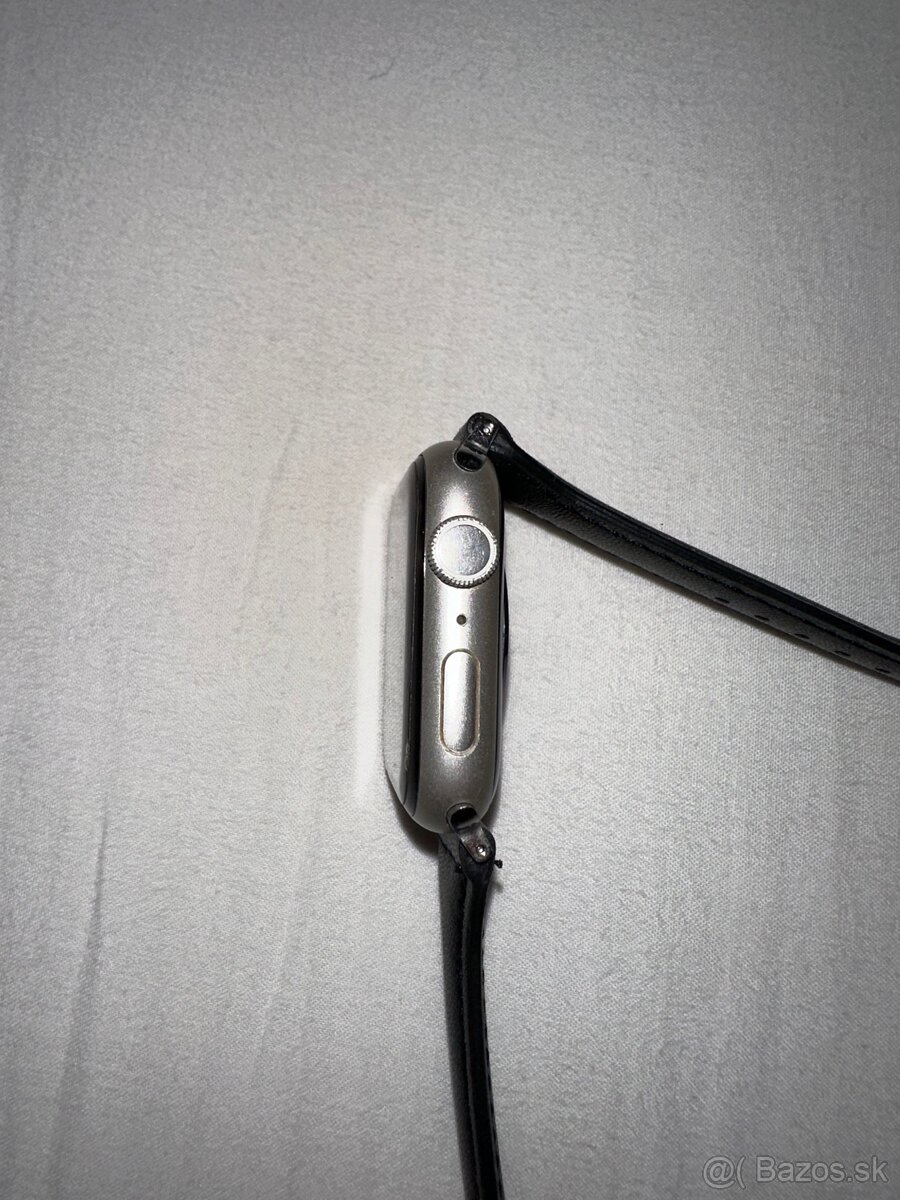 Apple Watch 7 45mm Aluminium - 4