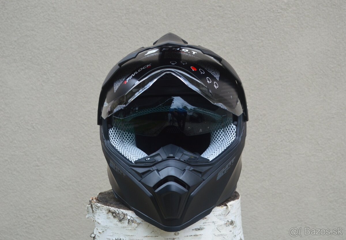 Predím Enduro matná čierna prilba helma shot.