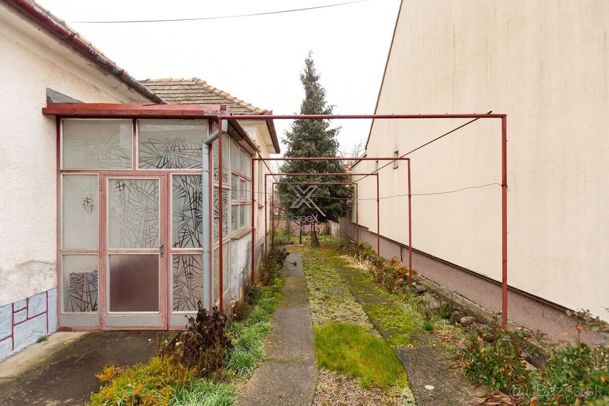 Predaj rodinneho domu v obci Dechtice - 4