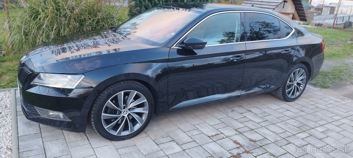 Škoda Superb L&K 2.0 TDI 110kw - 4