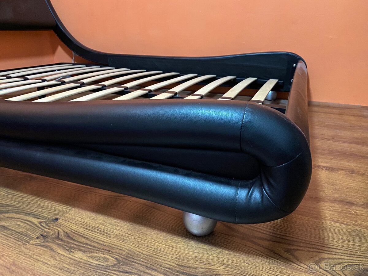 Moderná posteľ 140x200 - 4