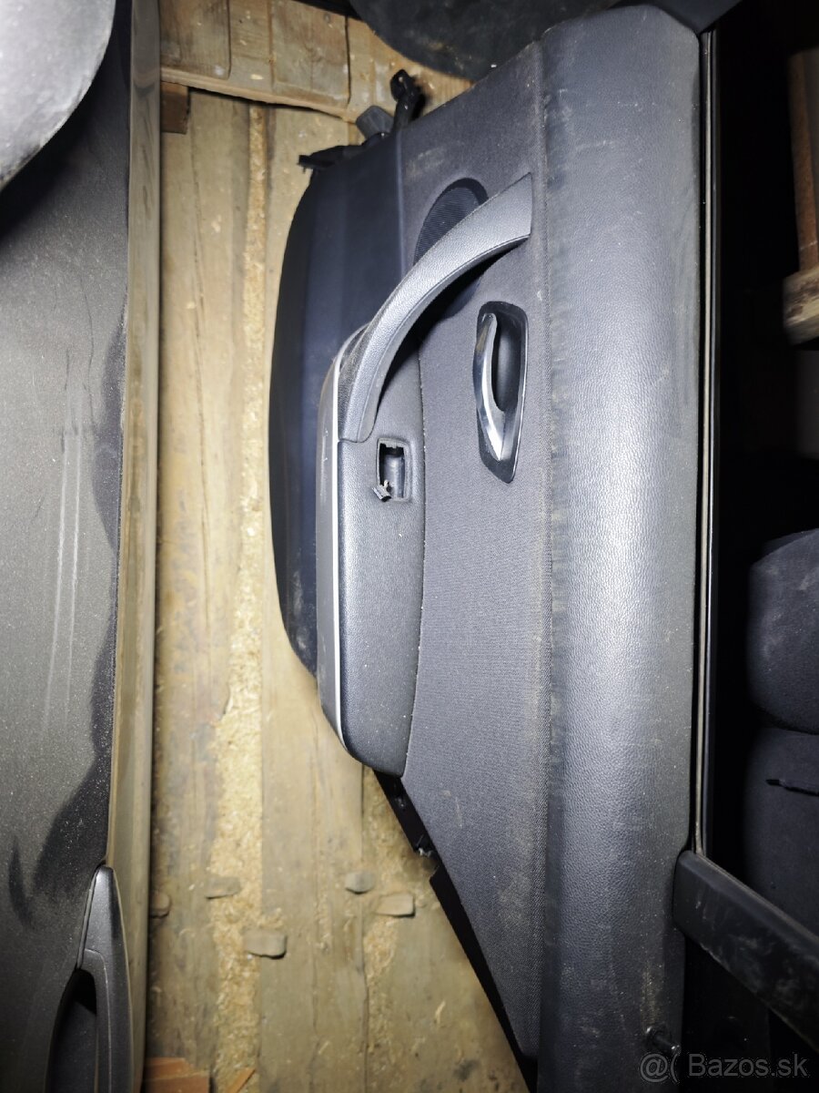 E91/M47 120kw dvere - 4