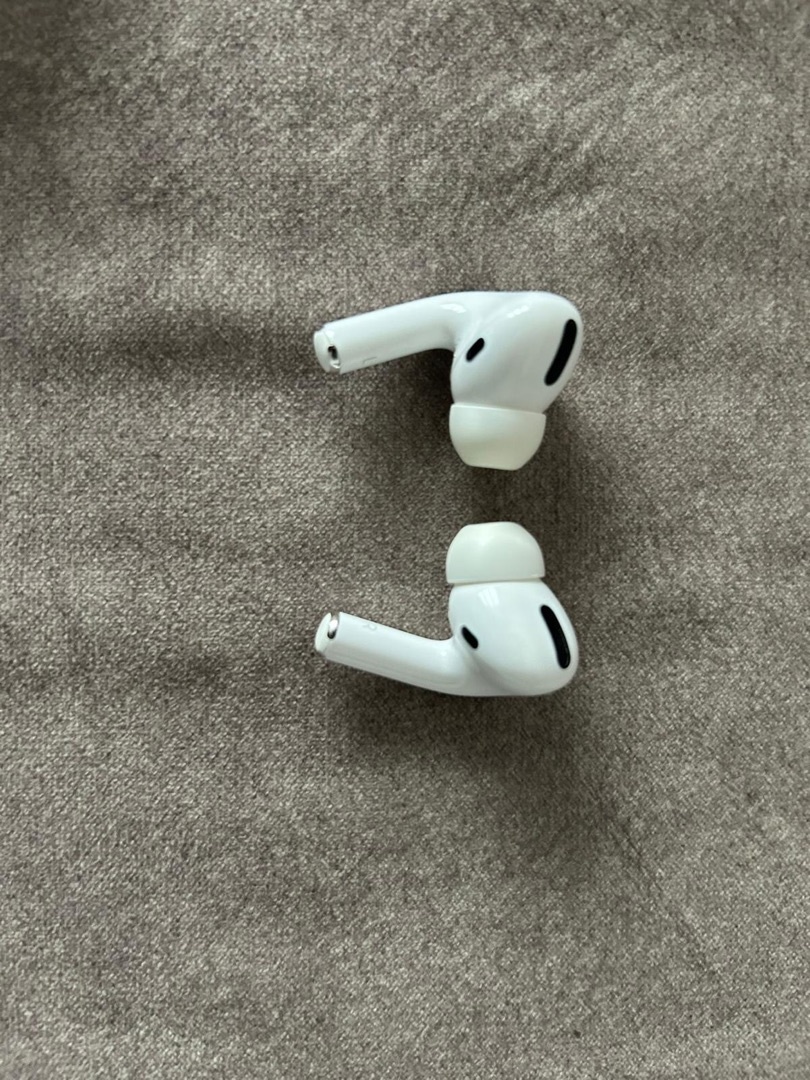 AirPods Pro (MagSafe) – top stav - 4